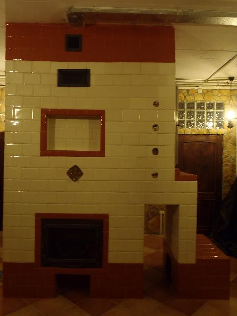 Piec, kuchnia, kominek, wedzarnia w jednym z kafli kwadrateli bezowych i ekri 1